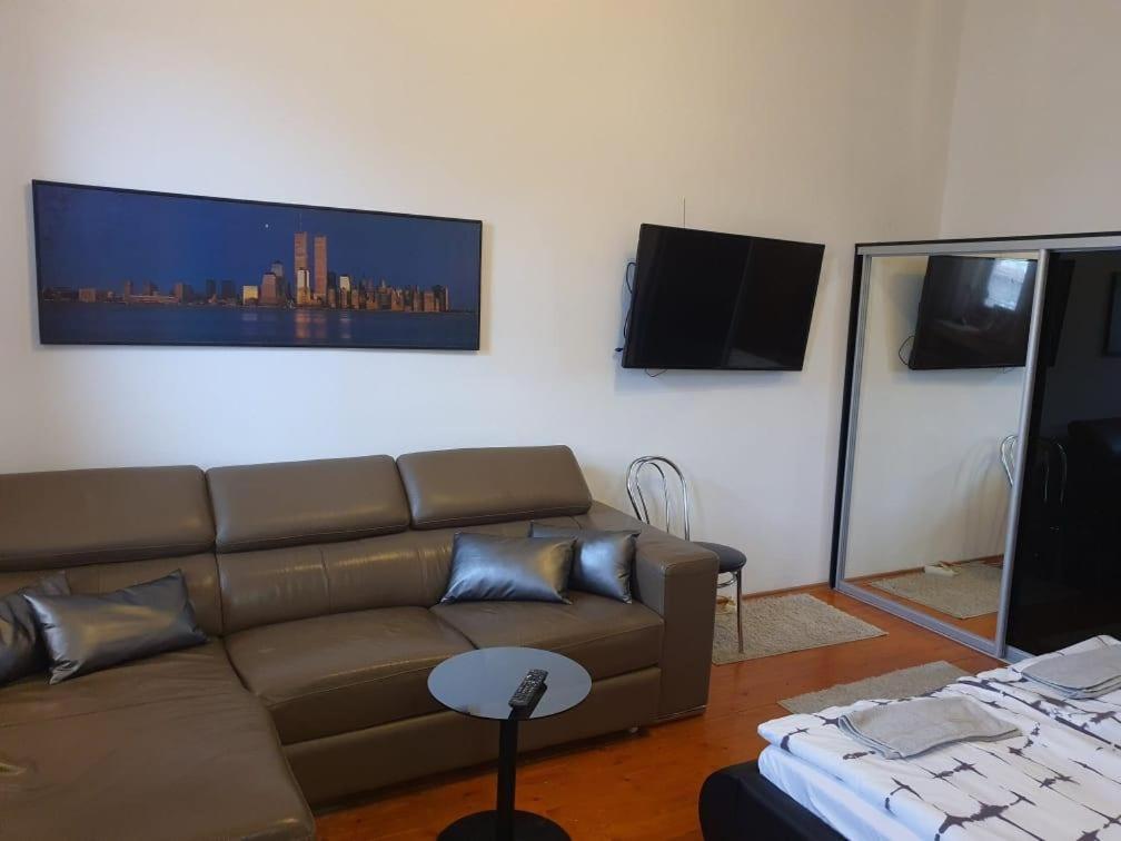 Monar City Center Apartment Free Parking Кошице Екстериор снимка